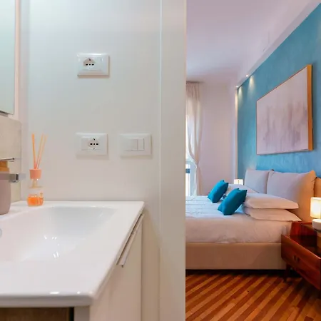Nettuno Boutique - Historic Centre 4* Bologna