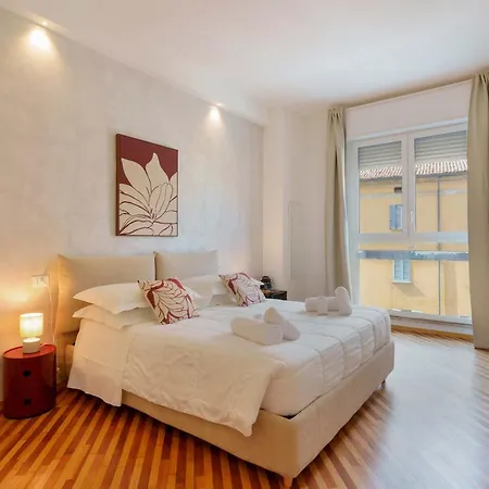 Nettuno Boutique - Historic Centre 4* Bologna