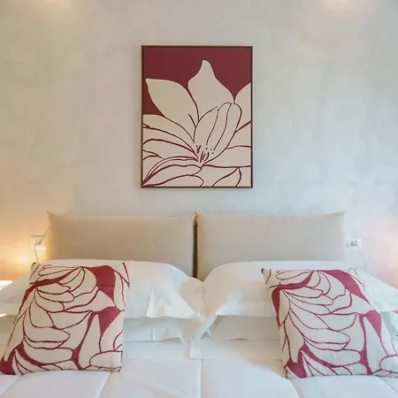 Nettuno Boutique - Historic Centre Guest house Bologna