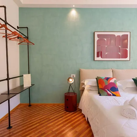 Guest house Nettuno Boutique - Historic Centre