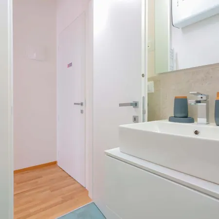 Nettuno Boutique - Historic Centre Guest house 4*
