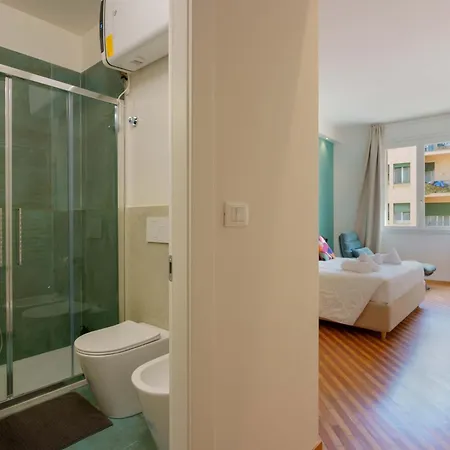 Guest house Nettuno Boutique - Historic Centre 4*